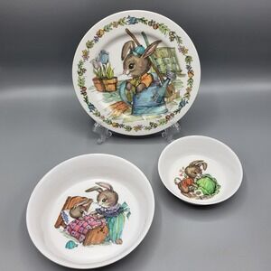 Vintage Oneida Deluxe Peter Rabbit Dinnerware Set Kids 3pc Melamine Plate Bowls